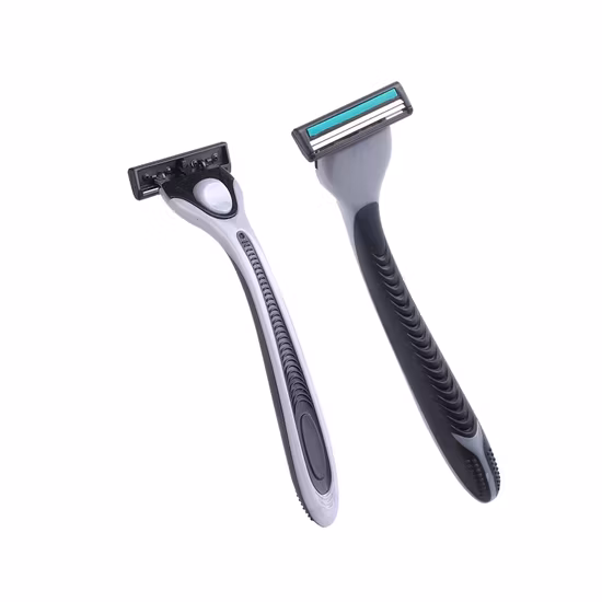 Maquinilla de afeitar con sistema de doble hoja para hombre con cartuchos